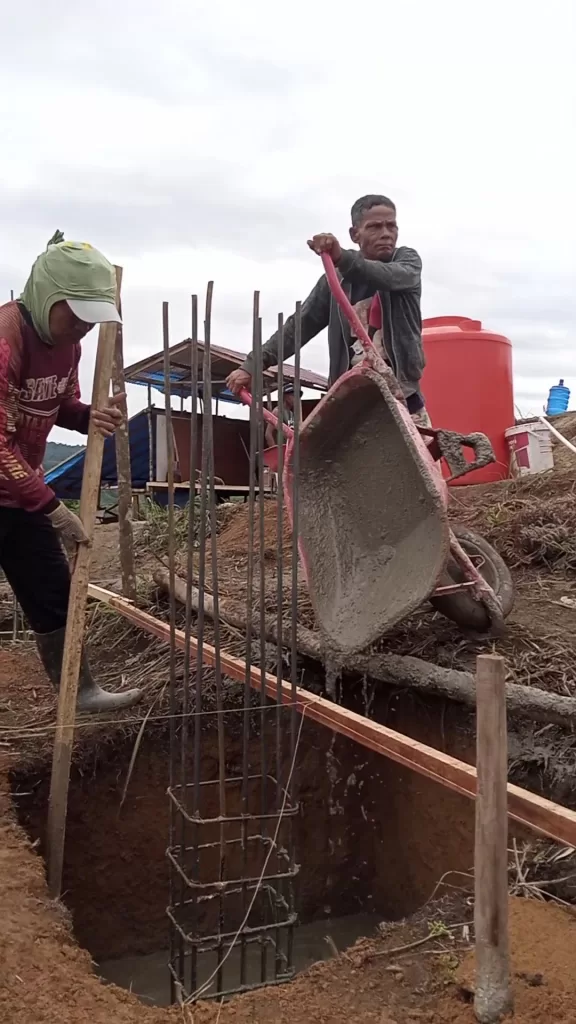 Pembangunan vila pamuncak dalam pengecoran pondasi